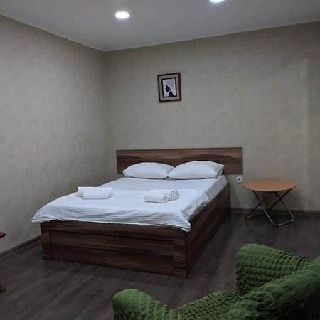 Lagaza'S Home Pekini Tbilisi Eksteriør billede